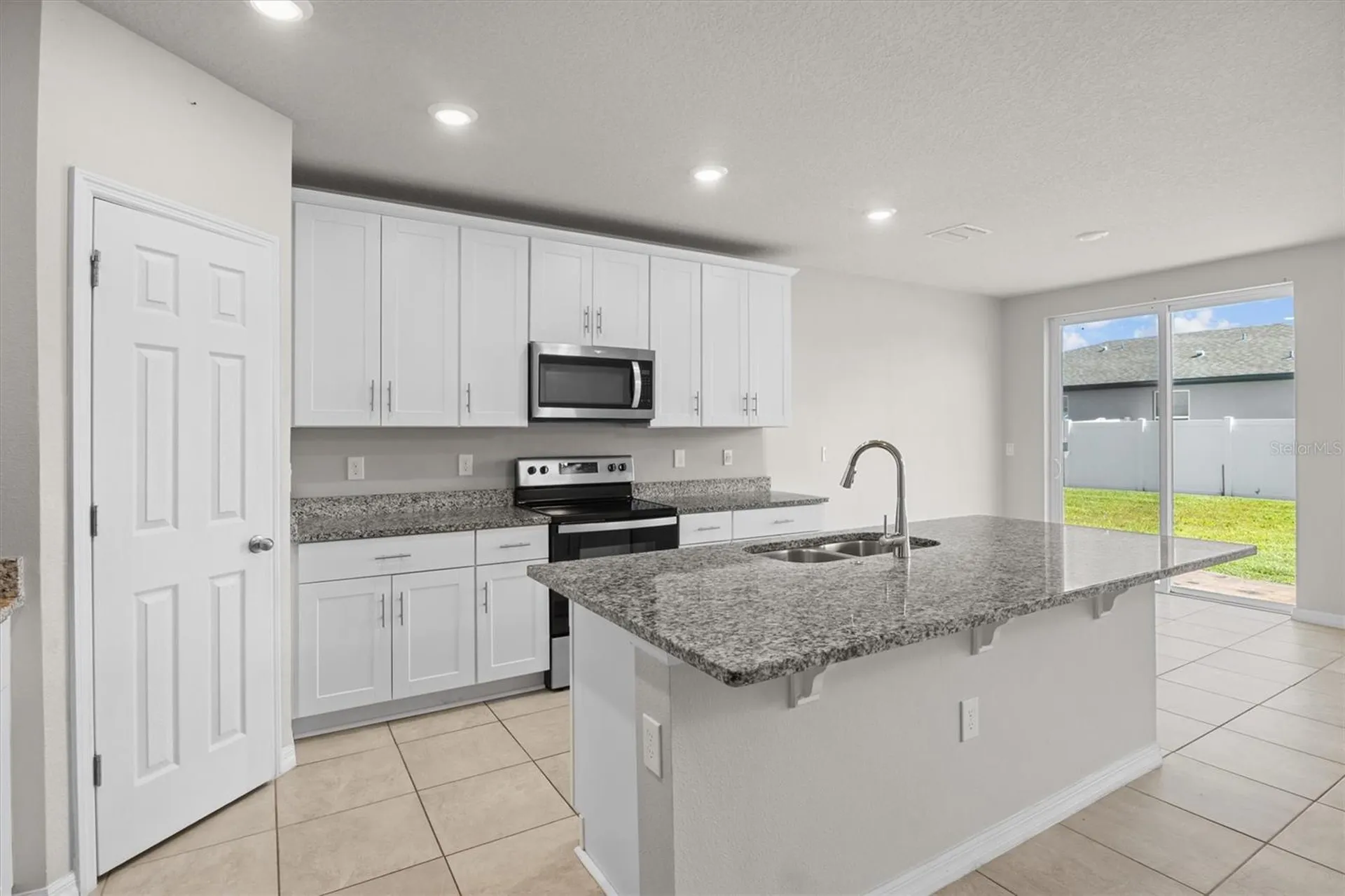 706 Alta Vista Court Davenport FL 33896