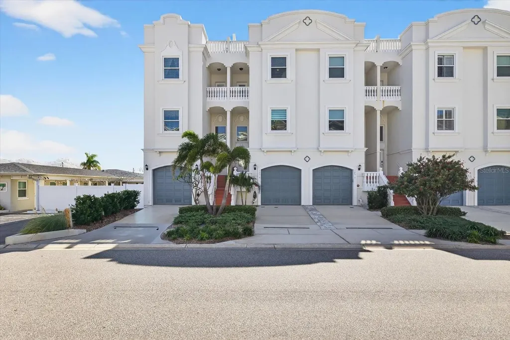 125 Brightwater Drive Clearwater Beach FL 33767