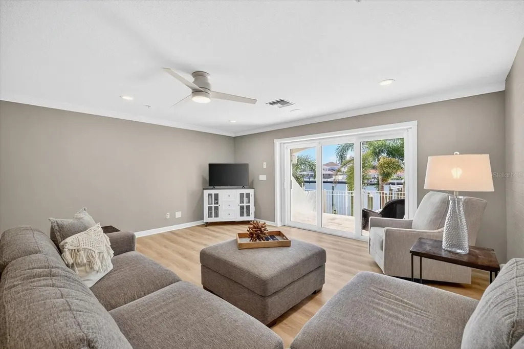 125 Brightwater Drive Clearwater Beach FL 33767