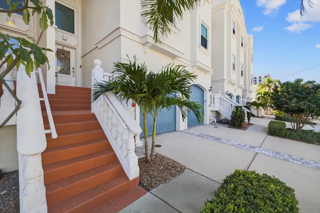 125 Brightwater Drive Clearwater Beach FL 33767