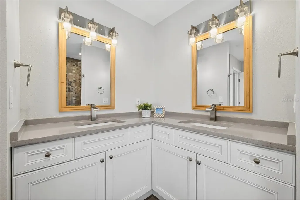 125 Brightwater Drive Clearwater Beach FL 33767