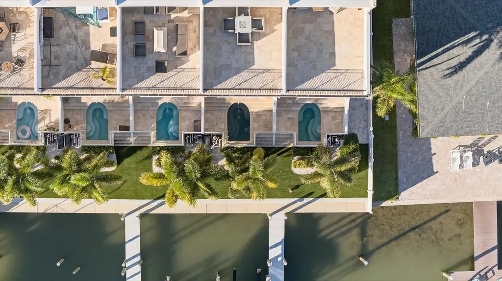 125 Brightwater Drive Clearwater Beach FL 33767