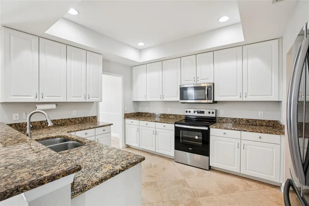 270 Cleveland Avenue Largo FL 33770