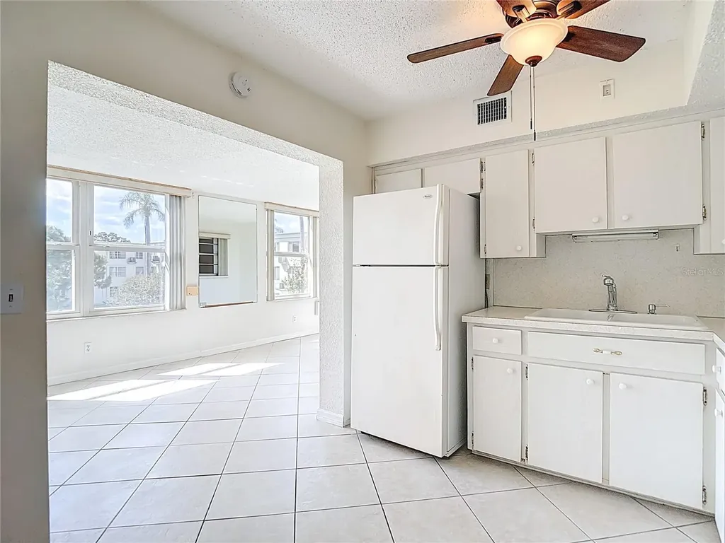 2461 Canadian Way Clearwater FL 33763