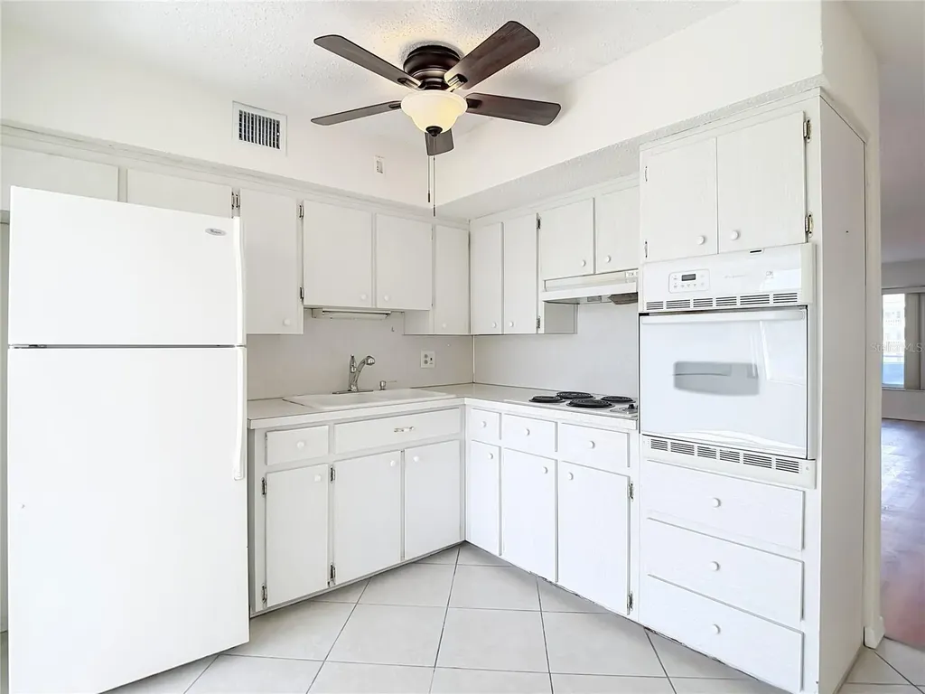 2461 Canadian Way Clearwater FL 33763