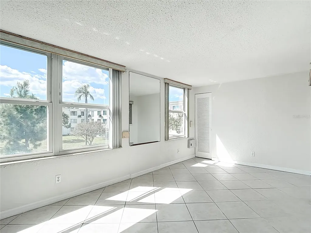 2461 Canadian Way Clearwater FL 33763