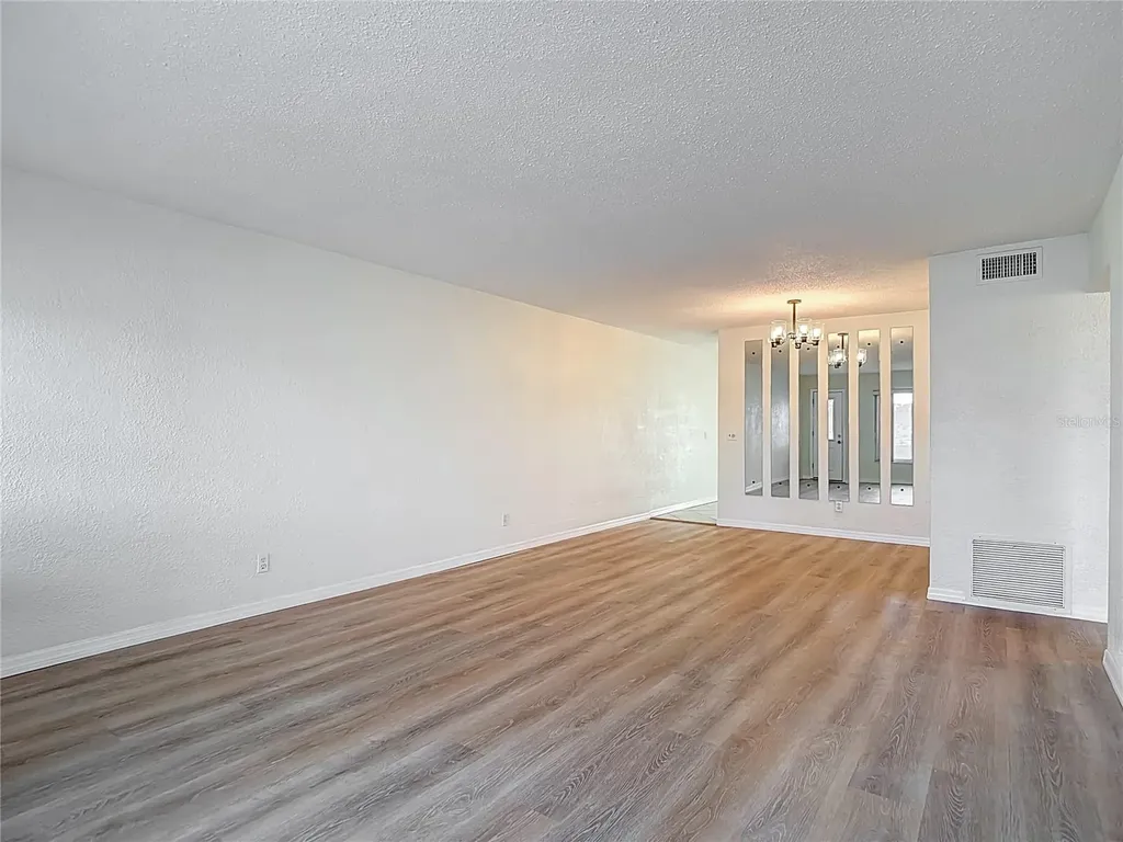 2461 Canadian Way Clearwater FL 33763