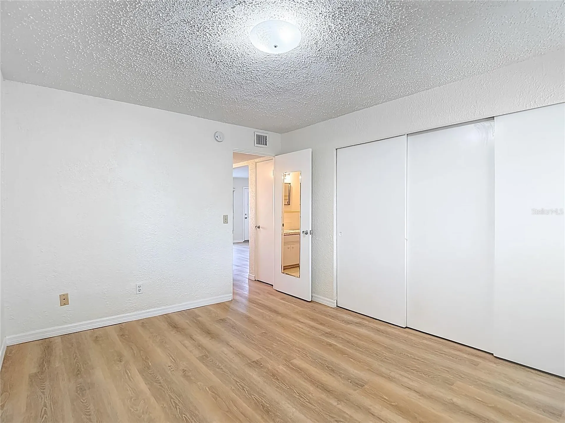 2461 Canadian Way Clearwater FL 33763