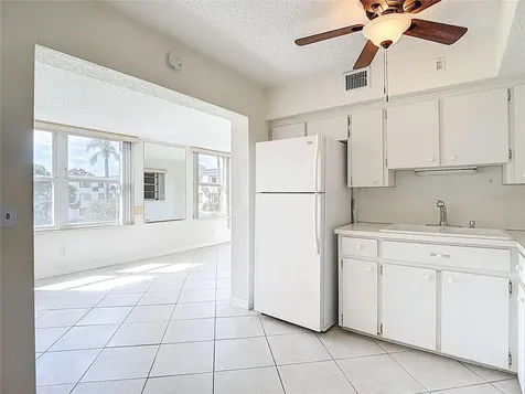 2461 Canadian Way Clearwater FL 33763