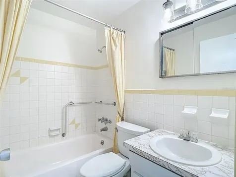 2461 Canadian Way Clearwater FL 33763