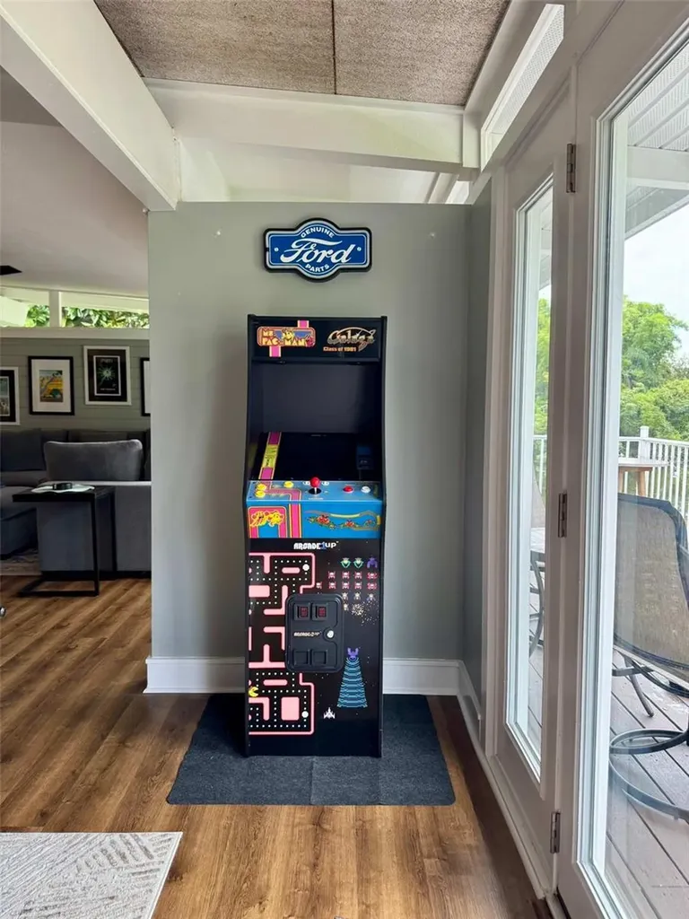 3012 Grand View Avenue Clearwater FL 33759