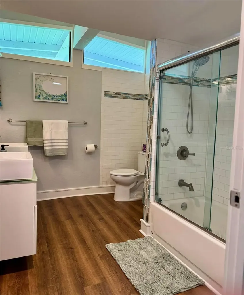 3012 Grand View Avenue Clearwater FL 33759