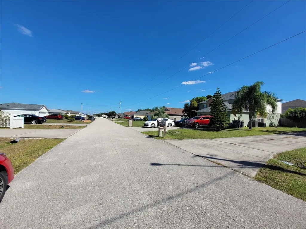 1929 Manatee Drive Poinciana FL 34759