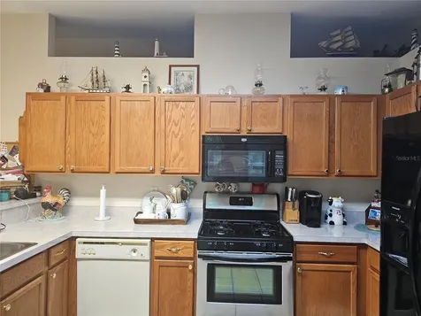 5925 SE 165th Court Ocklawaha FL 32179