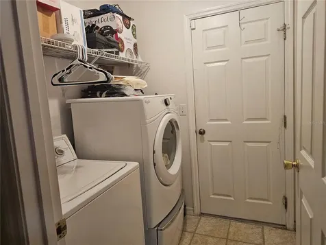 5925 SE 165th Court Ocklawaha FL 32179