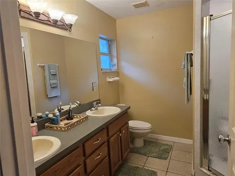 5925 SE 165th Court Ocklawaha FL 32179