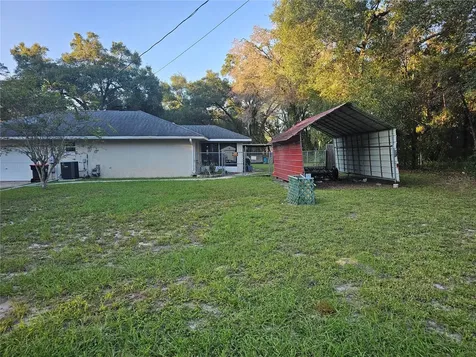 5925 SE 165th Court Ocklawaha FL 32179