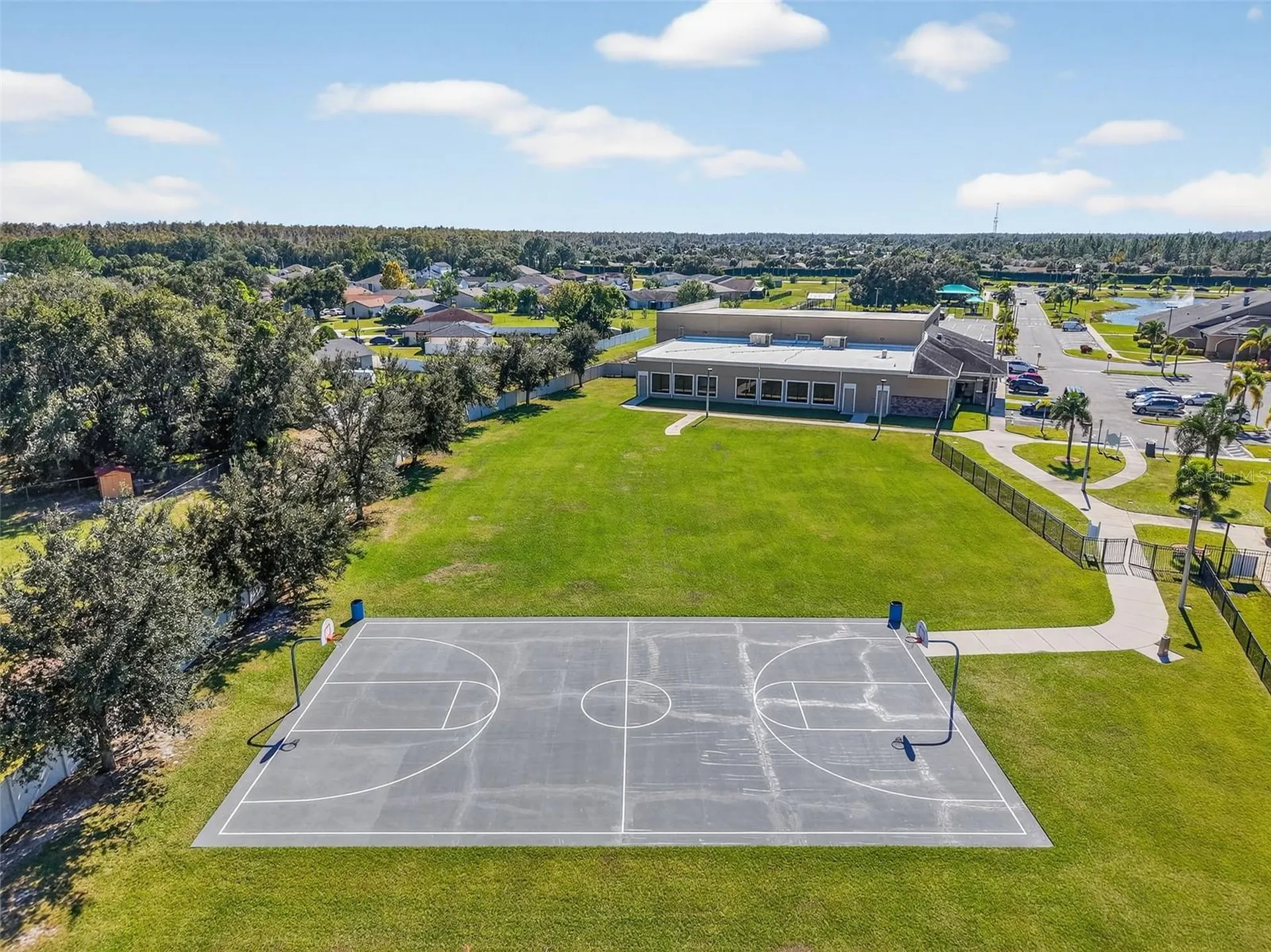 955 Cambridge Court Kissimmee FL 34758