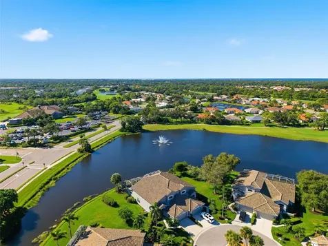 8705 Pebble Creek Lane Sarasota FL 34238