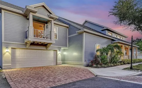 1775 Stapleton Street Sarasota FL 34239