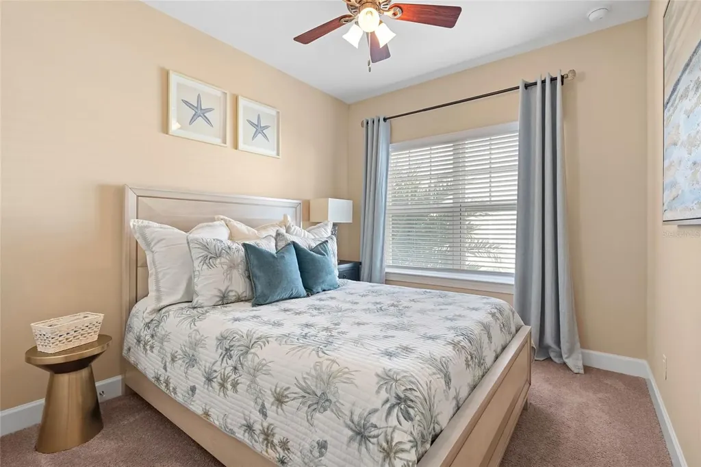 6043 Anchorage Way S St Petersburg FL 33712