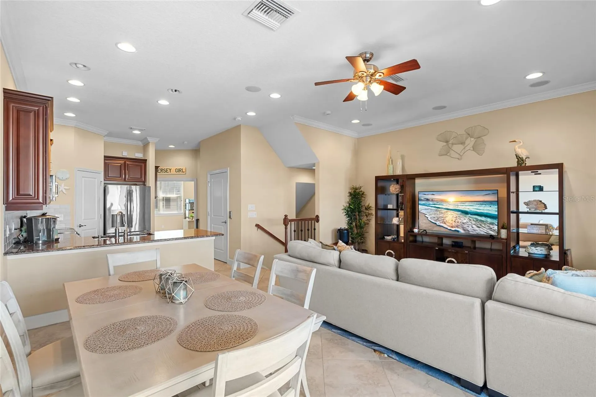 6043 Anchorage Way S St Petersburg FL 33712