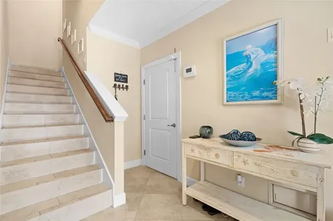 6043 Anchorage Way S St Petersburg FL 33712