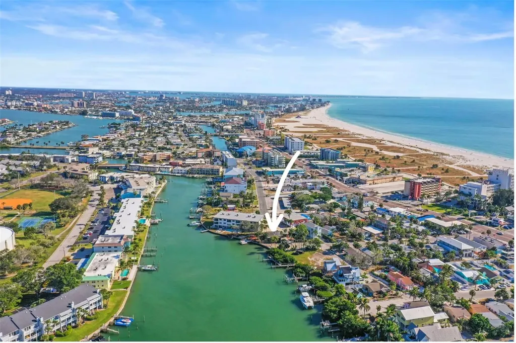 11921 Lagoon Lane Treasure Island FL 33706