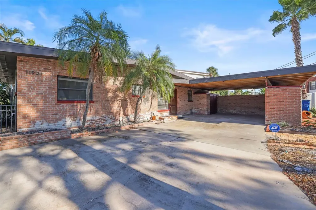 11921 Lagoon Lane Treasure Island FL 33706