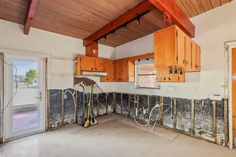 11921 Lagoon Lane Treasure Island FL 33706
