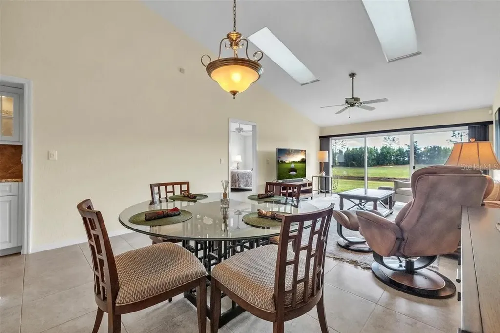 12221 SW Kingsway Circle Lake Suzy FL 34269