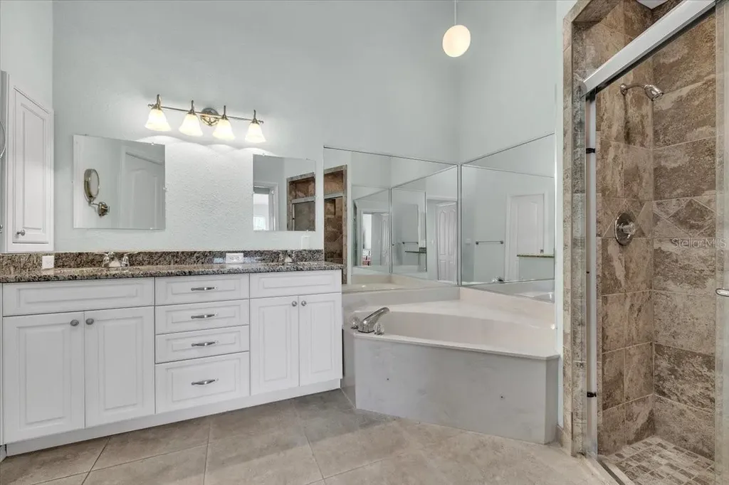 12221 SW Kingsway Circle Lake Suzy FL 34269