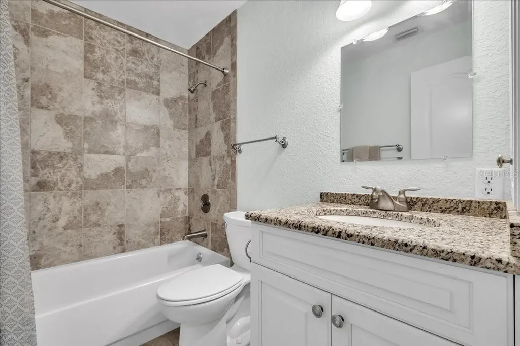 12221 SW Kingsway Circle Lake Suzy FL 34269