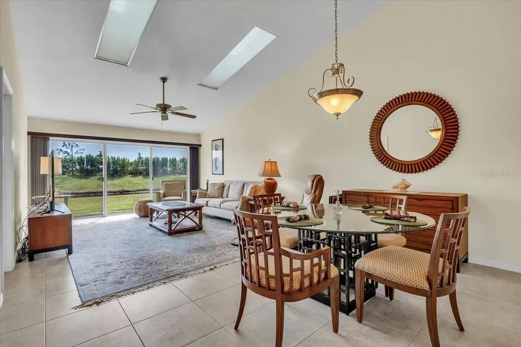 12221 SW Kingsway Circle Lake Suzy FL 34269