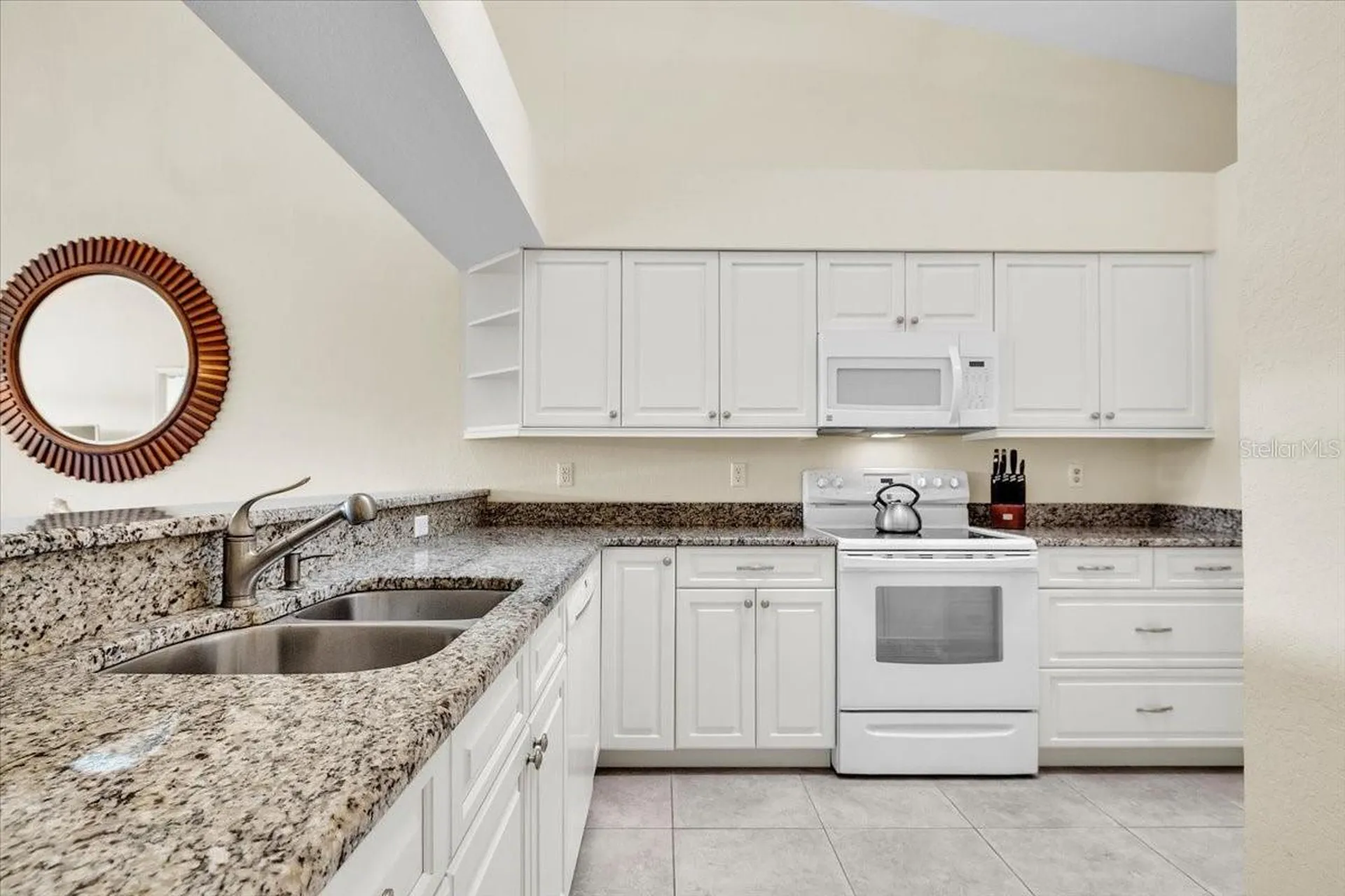 12221 SW Kingsway Circle Lake Suzy FL 34269