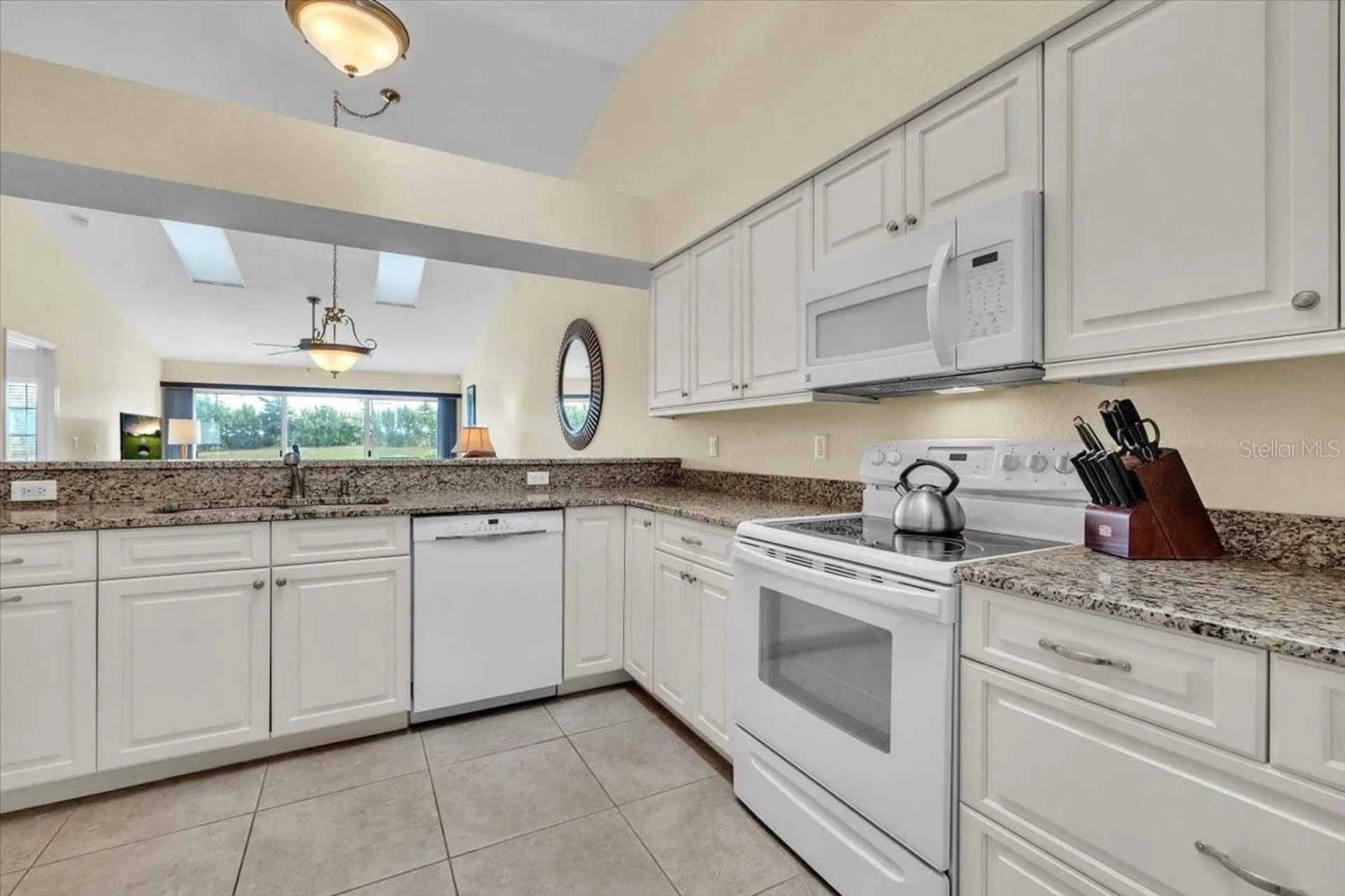 12221 SW Kingsway Circle Lake Suzy FL 34269