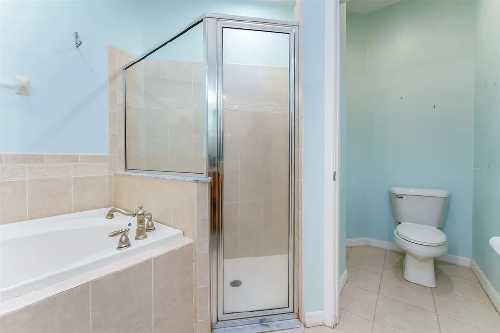 15731 Phoebepark Avenue Lithia FL 33547