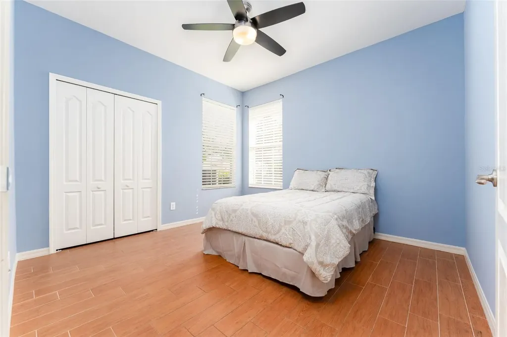 15731 Phoebepark Avenue Lithia FL 33547