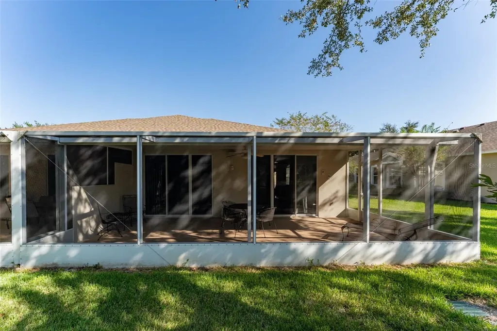 15731 Phoebepark Avenue Lithia FL 33547