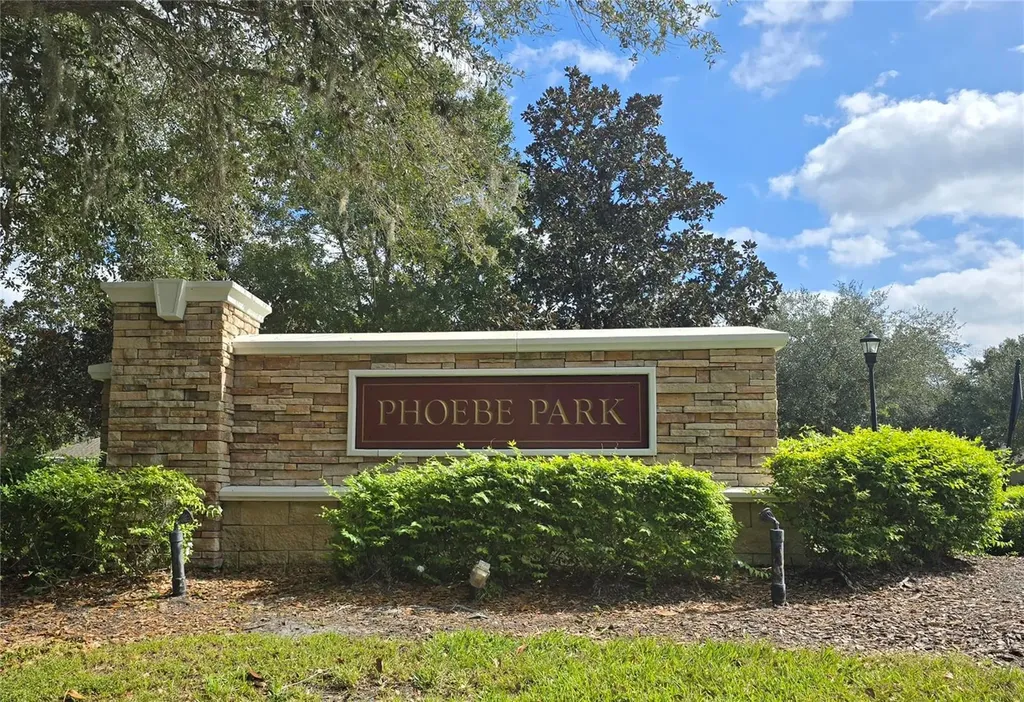 15731 Phoebepark Avenue Lithia FL 33547