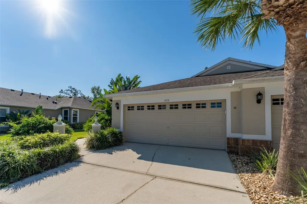 15731 Phoebepark Avenue Lithia FL 33547