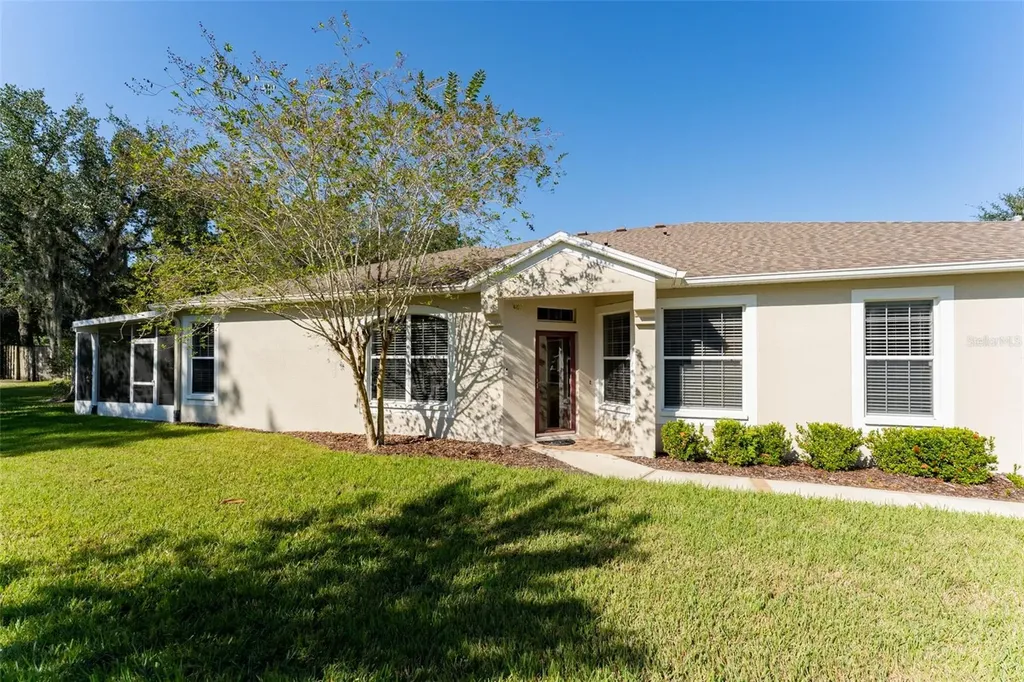 15731 Phoebepark Avenue Lithia FL 33547