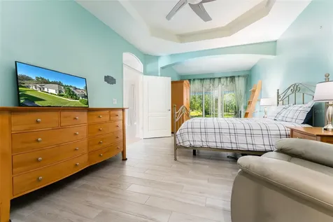15731 Phoebepark Avenue Lithia FL 33547