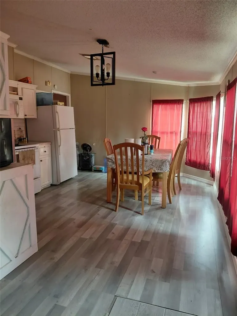 2820 Metro Drive Ruskin FL 33570