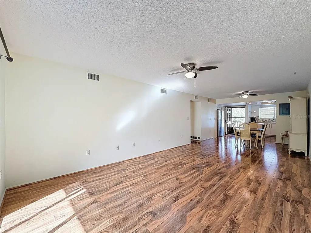 90 S Highland Avenue Tarpon Springs FL 34689