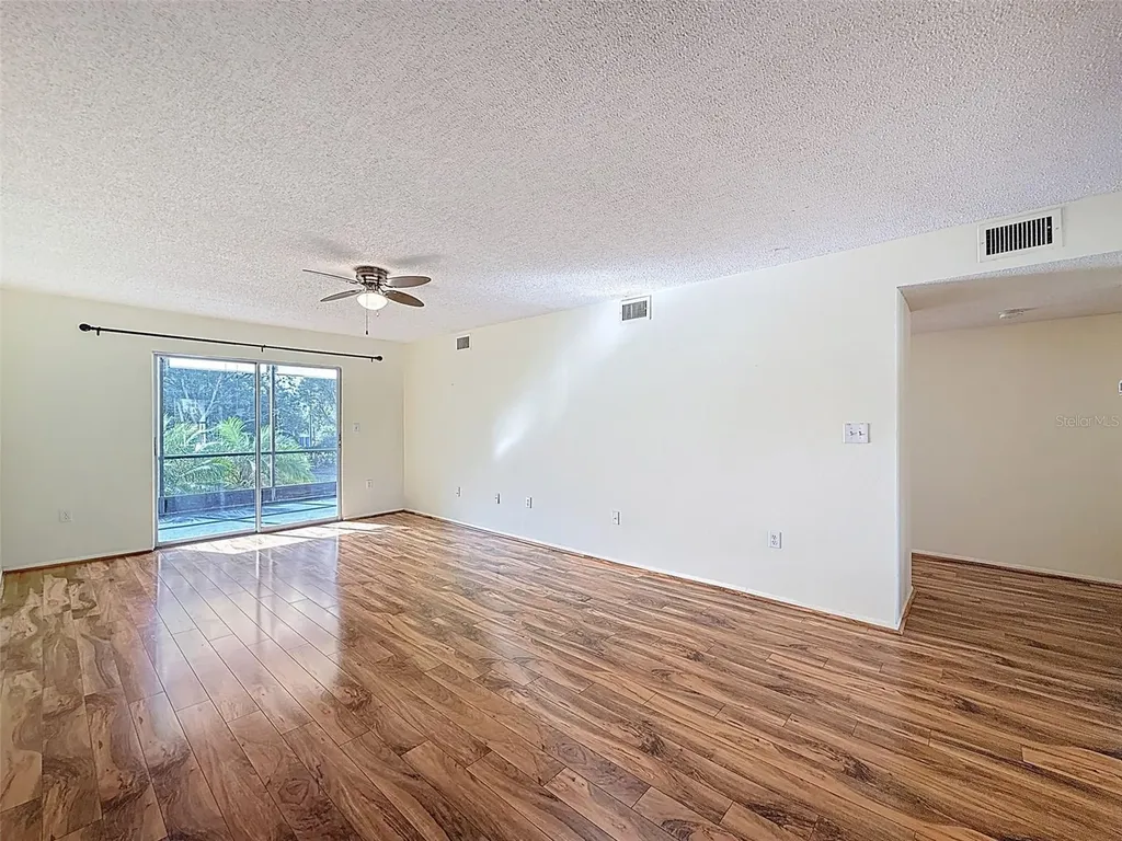 90 S Highland Avenue Tarpon Springs FL 34689