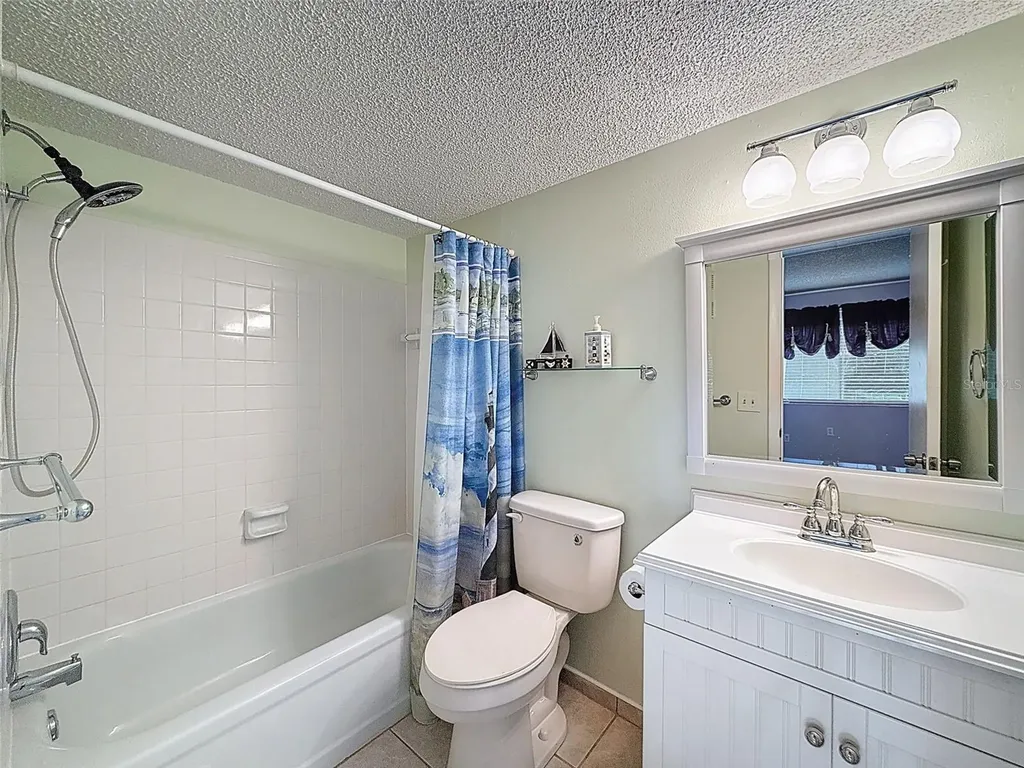 90 S Highland Avenue Tarpon Springs FL 34689