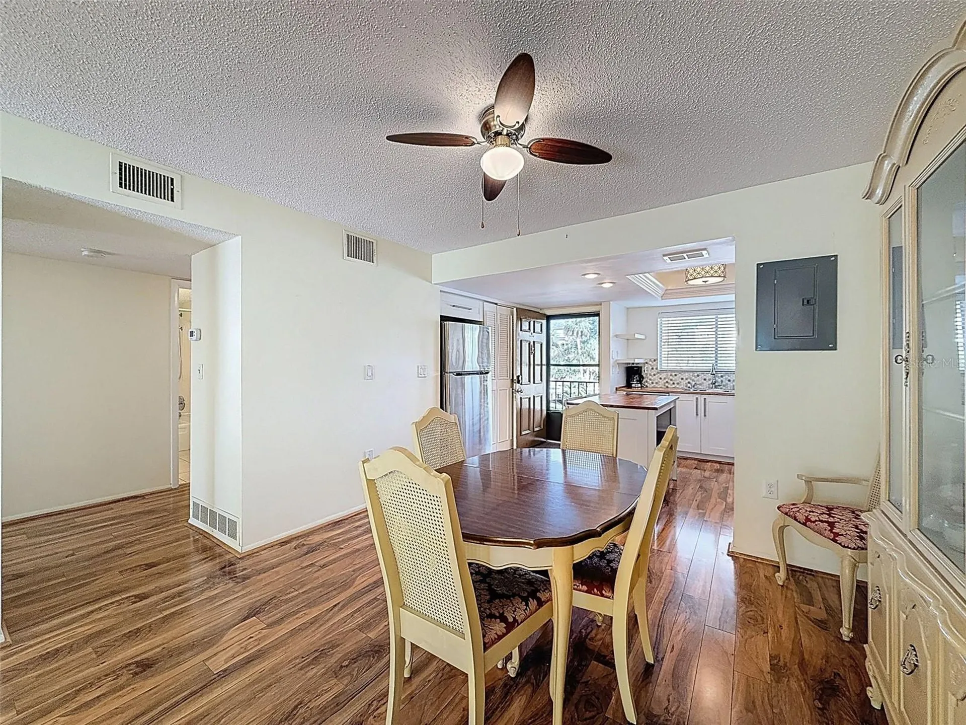 90 S Highland Avenue Tarpon Springs FL 34689