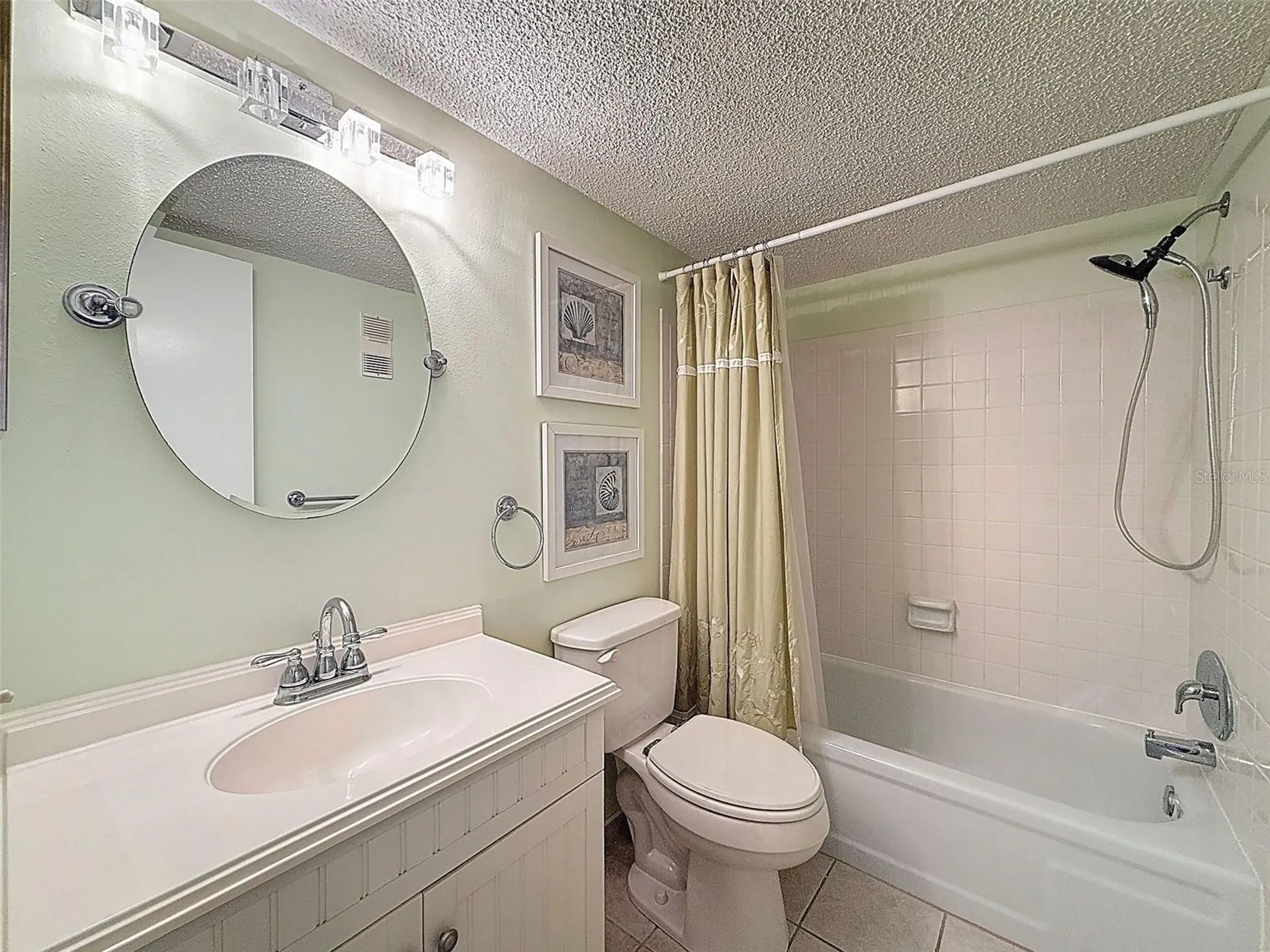 90 S Highland Avenue Tarpon Springs FL 34689