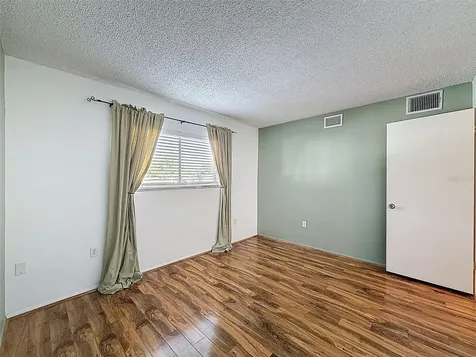 90 S Highland Avenue Tarpon Springs FL 34689